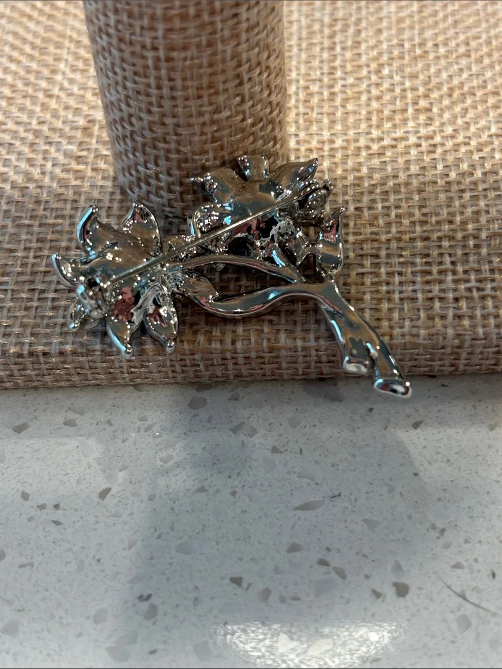 Vintage Style Silver Tone Black Pearl & Marcasite Flower Brooch Pin